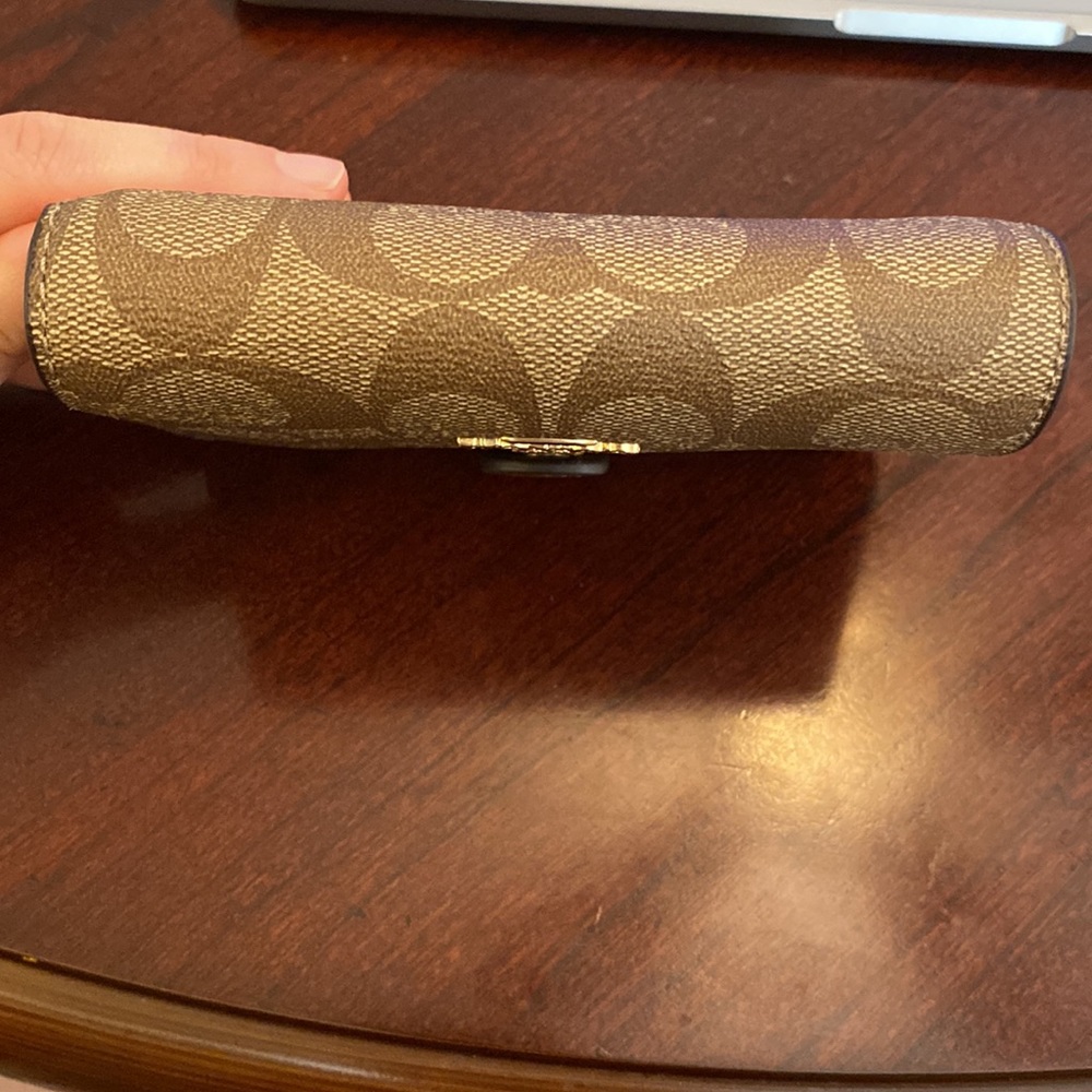Coach medium side zip wallet - Picture 3 of 12